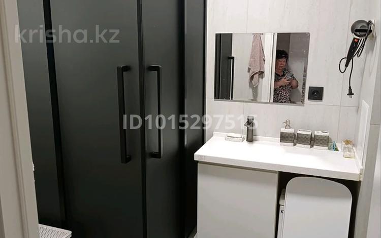 2-бөлмелі пәтер · 51.5 м² · 4/5 қабат, Ақсай-3Б ш/а. 22 — Толе би Яссауи, бағасы: 36 млн ₸ в Алматы, Ауэзовский р-н — фото 2