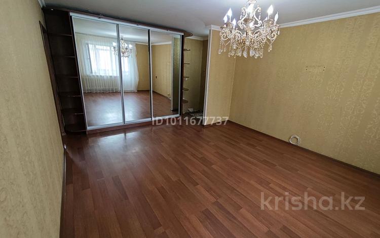 3-комнатная квартира · 65.2 м² · 6/9 этаж, мкр Юго-Восток, Мкр Юго-Восток, мкр Степной 2 1 — Ресторан Piano за 27.5 млн ₸ в Караганде, Казыбек би р-н — фото 2