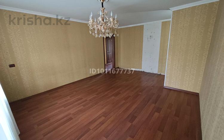 3-бөлмелі пәтер · 65.2 м² · 6/9 қабат, Степной 2 ш/а., Мкр Юго-Восток, мкр Степной 2 1 — Ресторан Piano, бағасы: 25.6 млн ₸ в Караганде, Казыбек би р-н — фото 25