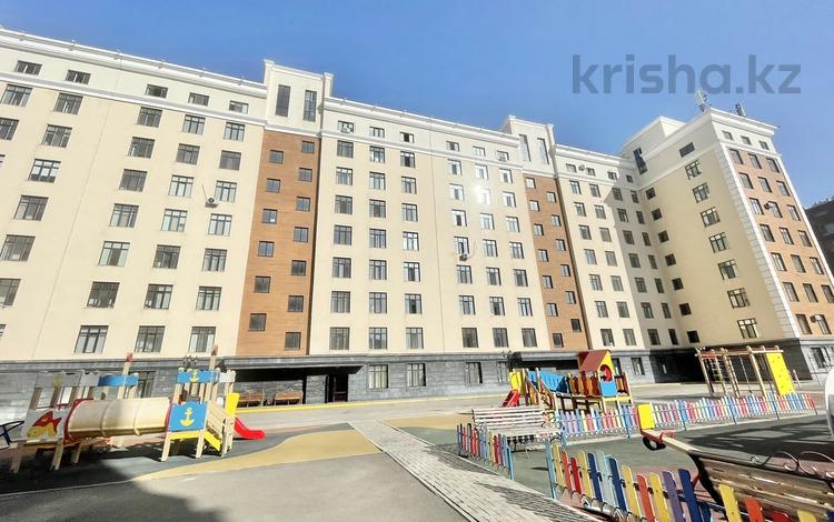 4-комнатная квартира, 104 м², 4/10 этаж, Омарова 23 — Astana English School за 60 млн 〒 в Астане, Есильский р-н — фото 2