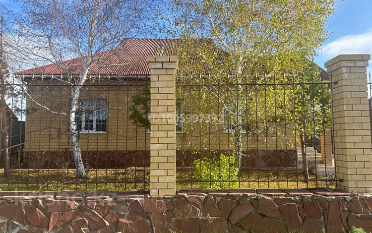 Отдельный дом · 4 комнаты · 166 м², Заречный, 2-я линия 55 за 400 000 ₸ в Щучинске — фото 2