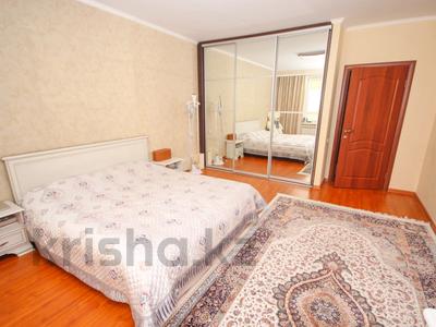2-комнатная квартира, 68 м², 5 этаж, Ауэзова за 35 млн 〒 в Алматы, Алмалинский р-н
