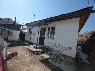 Отдельный дом · 4 комнаты · 62 м² · 4 сот., Айбасова — Жумабаева за 28 млн 〒 в Алматы, Турксибский р-н