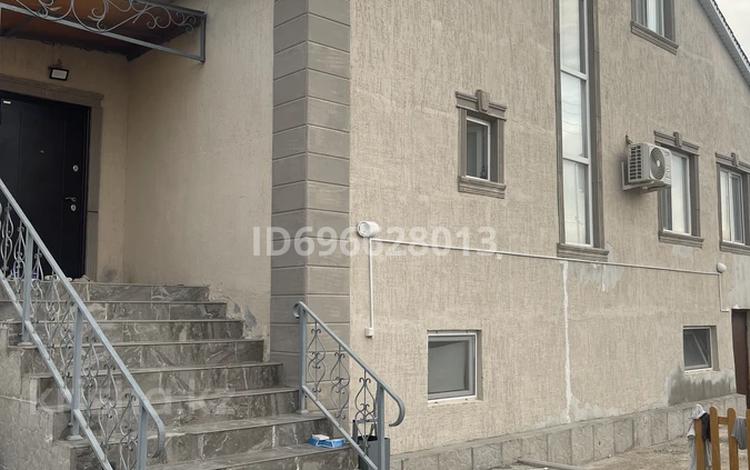 Жеке үй · 6 бөлме · 550 м² · 10 жүзд., Жиренше шешен 37 — Кара депо, бағасы: 49 млн ₸ в Атырау, мкр Химпоселок — фото 2