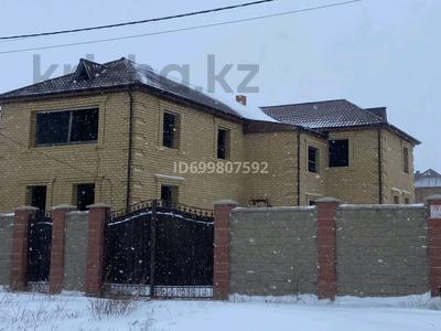 Отдельный дом · 8 комнат · 400 м² · 10 сот., Сейфуллина 13 — Республика за 35 млн 〒 в Косшы