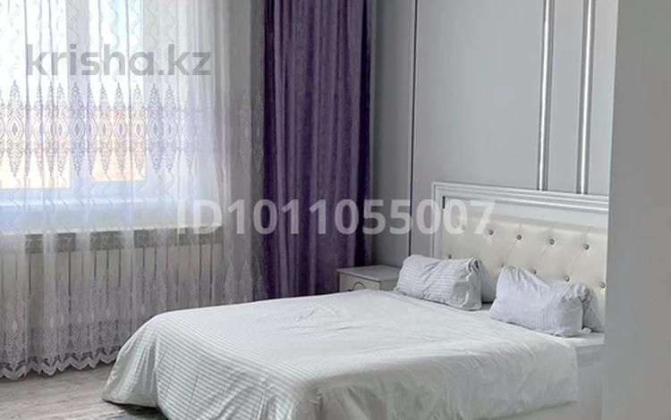 1-комнатная квартира · 50 м² · 2/2 этаж, СК Устаз 99 — ГОСТИНИЦА 24/7 РЯДОМ С АЭРОПОРТОМ за 12 000 ₸ в Актобе — фото 2