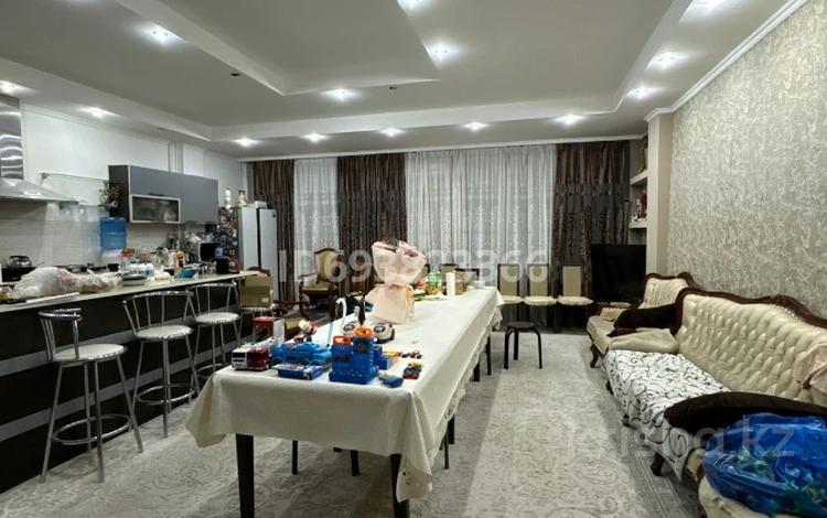 4-комнатная квартира · 146 м² · 4 этаж, 15-й мкр 55 за 47 млн ₸ в Актау — фото 2