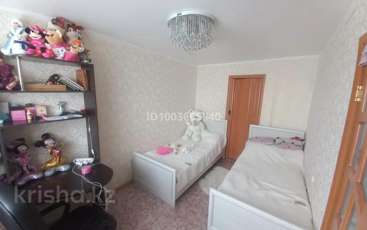 3-комнатная квартира · 54.2 м² · 8/9 этаж, Металлургов 13 за 10.5 млн 〒 в Темиртау — фото 2