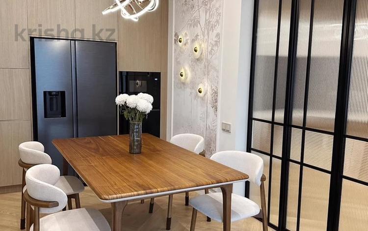 3-комнатная квартира · 110 м², Умай Ана 15 за 680 000 ₸ в Астане, Нура р-н — фото 3