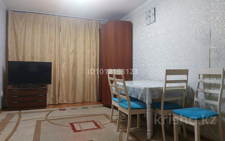 1-комнатная квартира · 42 м² · 2/4 этаж, 8-й мкр. 78 за 190 000 ₸ в Алматы, Ауэзовский р-н — фото 2