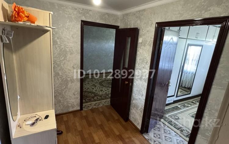 2-комнатная квартира · 60 м² · 5/5 этаж, Д. Кунаев — Возле 12 школа есть за 6.8 млн ₸ в Кентау — фото 2