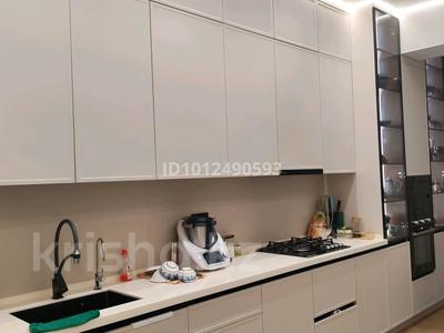 2-бөлмелі пәтер · 87 м² · 2/10 қабат, 40-й мкр, бағасы: 45 млн ₸ в Актау