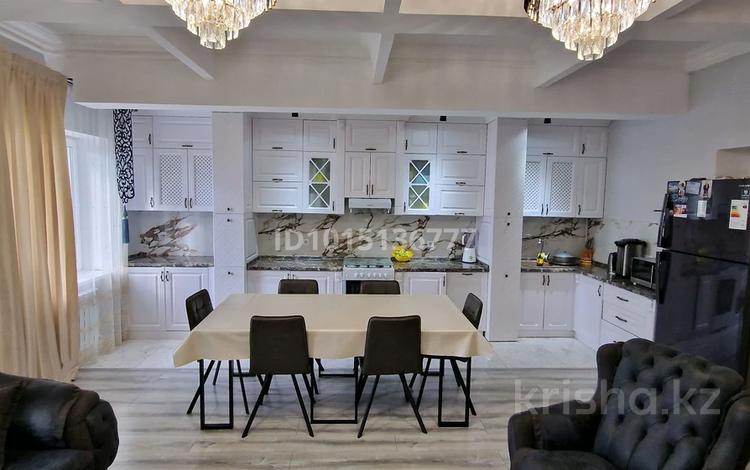3-бөлмелі пәтер · 95 м², Үркер, ул. Ақтамберді Жырау 51, бағасы: 32 млн ₸ в Астане, Нура р-н — фото 2