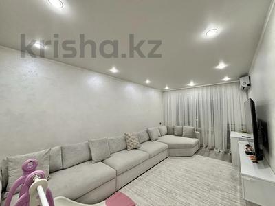 4-комнатная квартира · 86 м² · 5/5 этаж, мкр Аксай-3А 45 за 62 млн 〒 в Алматы, Ауэзовский р-н