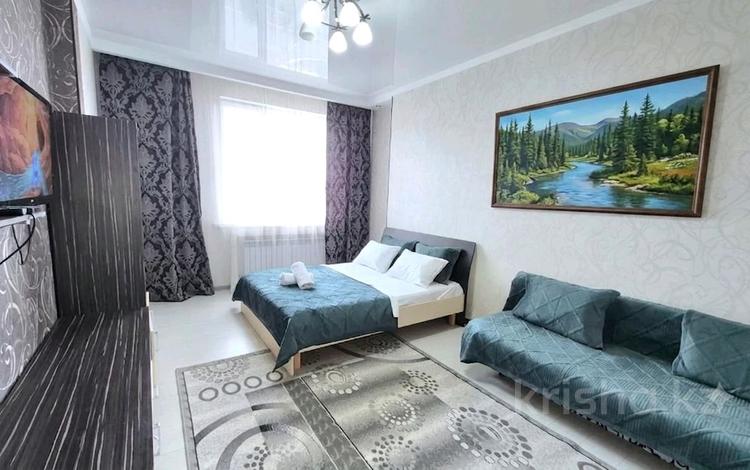 1-комнатная квартира · 45 м² · 5/8 этаж, Кабанбай Батыра 58Бк2 за 12 000 ₸ в Астане, Есильский р-н — фото 2