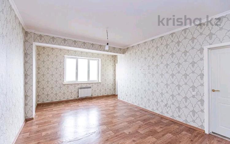 3-комнатная квартира, 111 м², 12/13 этаж, мкр Аксай-5, Садвакасова