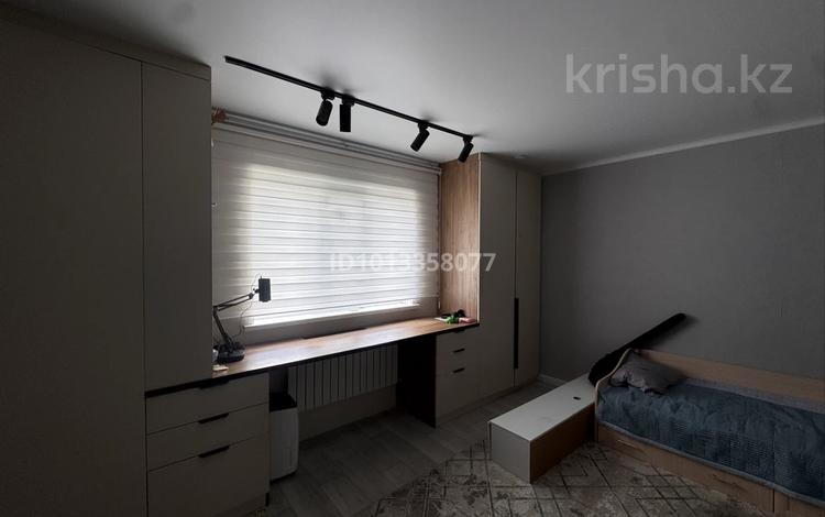 Отдельный дом · 4 комнаты · 140 м², Хиуаз Доспанова 22 — 2,5 школа, магазин Сити Маркет,Шагала за 25 млн ₸ в Аксае — фото 3