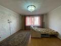 2-комнатная квартира · 52 м² · 1/5 этаж, 1-й квартал, Восток 1 11 — 36 школа и 17 школа за 15 млн ₸ в Караганде, Алихана Бокейханова р-н