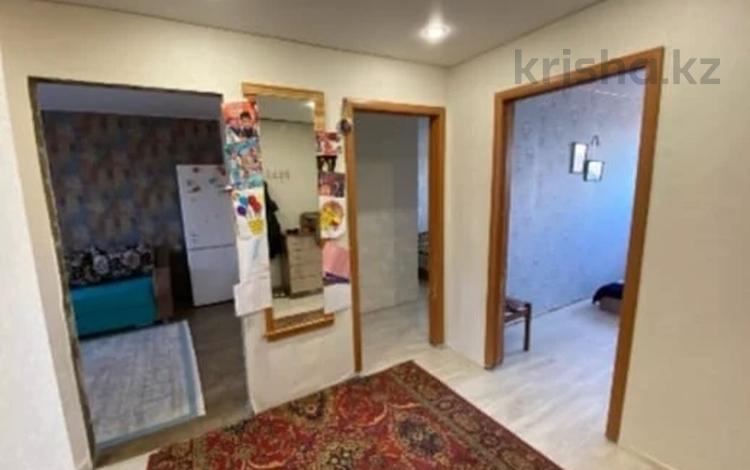 3-комнатная квартира · 62 м² · 5/5 этаж, Камзина — Толстого. Батыр молл за 16 млн 〒 в Павлодаре — фото 2