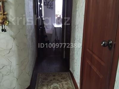 7-комнатная квартира · 57 м² · 3/5 этаж, Пр. Абая 40 — Почиталина за 50 млн ₸ в Уральске