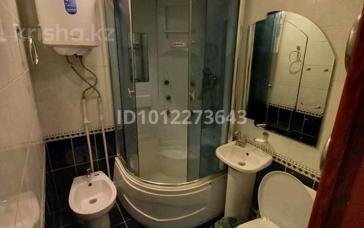 2-комнатная квартира · 45 м² · 3/5 этаж, ул. Ержанова 39 за 12 000 ₸ в Караганде — фото 2