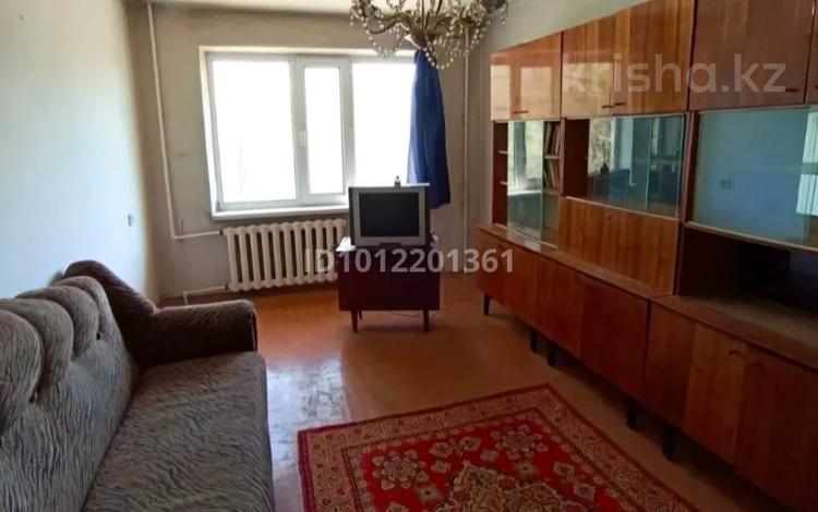 2-бөлмелі пәтер · 55 м² · 3/3 қабат, мкр Жулдыз-1 3, бағасы: 35.3 млн ₸ в Алматы, Турксибский р-н — фото 2