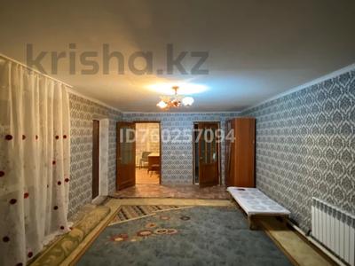 Отдельный дом · 3 комнаты · 80 м², пгт Балыкши, Губашева 1 — Байкен Ашимова қиылысы за 85 000 〒 в Атырау