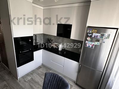 3-комнатная квартира · 63 м² · 9/9 этаж, мкр Юго-Восток, Мкр Юго-Восток Гапеева 8 — Гапеева 8 за 26 млн ₸ в Караганде, Казыбек би р-н