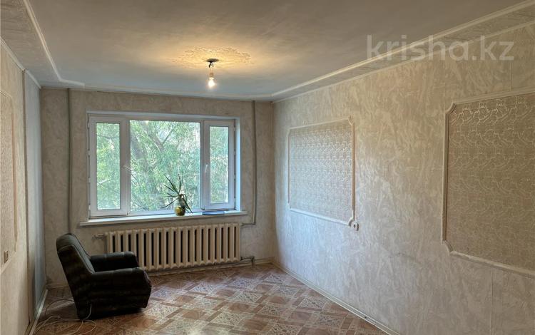 3-комнатная квартира, 64 м², 2/9 этаж, пр. Металлургов за 16.5 млн 〒 в Темиртау — фото 2