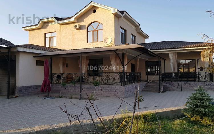 Отдельный дом · 8 комнат · 300 м² · 13 сот., 1-й переулок Красина 24 за 80 млн 〒 в Таразе — фото 2