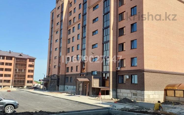 2-комнатная квартира, 70 м², 2/9 этаж, Алтынсарина 61 за 23.1 млн 〒 в Петропавловске — фото 13