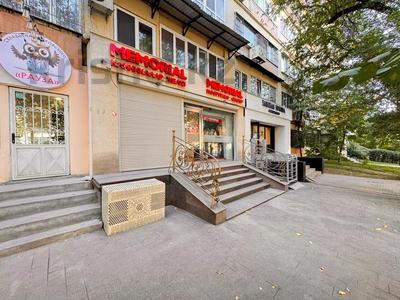 Еркін, кеңселер, дүкендер мен бутиктер, қоғамдық тамақтану орны, сұлулық салондары, монша, қонақ үй және демалыс орындары, фитнес және спорт, білім орталықтары, ойын-сауық, конференц-залдар, кабинеттер және жұмыс орындары, студиялар · 88 м², бағасы: ~ 1.5 млн ₸ в Алматы, Медеуский р-н
