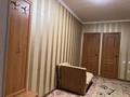 1-комнатная квартира, 45 м², 3/9 этаж помесячно, мкр 12, Богенбая 22 — 12 мкр.Богенбай батыра за 115 000 〒 в Актобе, мкр 12 — фото 10