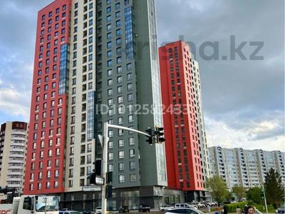3-бөлмелі пәтер · 75.8 м² · 9/21 қабат, Ракымжан Кошкарбаев 36, бағасы: ~ 50 млн ₸ в Астане, Сарайшык р-н