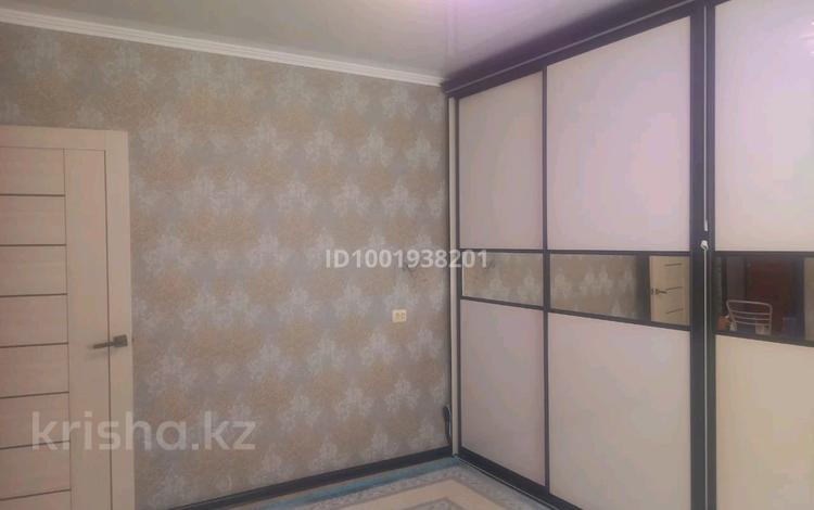 3-бөлмелі пәтер · 62 м² · 4/5 қабат, Ерназарова 49 — Стадион, бағасы: 13 млн ₸ в Кентау — фото 2