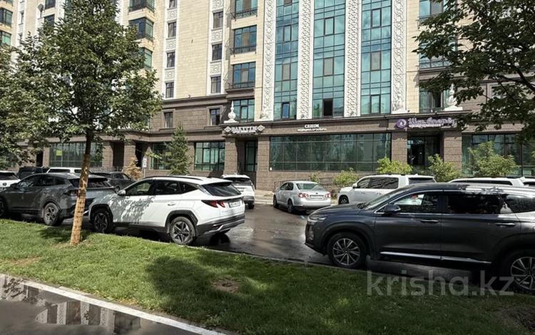 4-бөлмелі пәтер · 181 м² · 8/8 қабат, Мангилик Ел 28, бағасы: 125 млн ₸ в Астане, Есильский р-н — фото 2