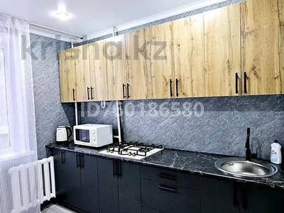 2-комнатная квартира · 50 м² · 2/5 этаж, Абая 53 — Алтынсарина за 22 000 ₸ в Петропавловске