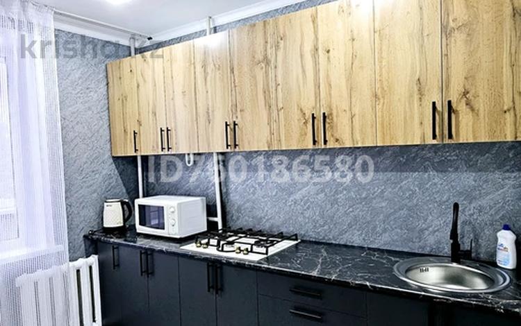 2-бөлмелі пәтер · 50 м² · 2/5 қабат, Абая 53 — Алтынсарина, бағасы: 22 000 ₸ в Петропавловске — фото 6