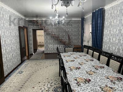 Отдельный дом · 7 комнат · 200 м² · 4 сот., Байгарашева 10 за 50 млн ₸ в Туздыбастау (Калинино)