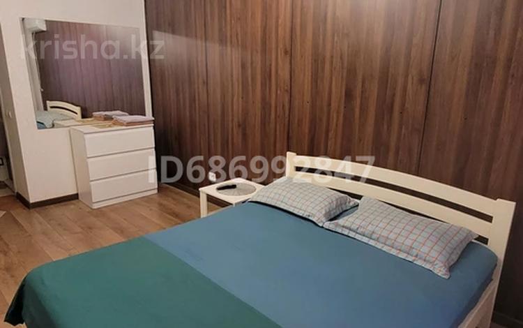 1-комнатная квартира · 33 м² · 3/5 этаж, Акотау 20 — Универмаг.8 школа за 15 000 ₸ в Уральске — фото 33