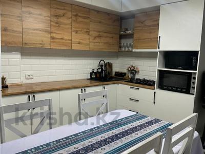 3-комнатная квартира · 93.2 м² · 9/9 этаж, Райымбека 241 за 320 000 ₸ в Алматы, Жетысуский р-н