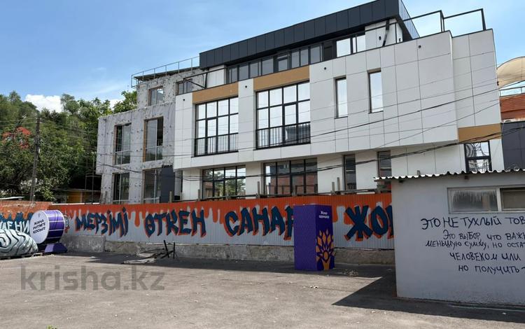 Отдельный дом · 6 комнат · 380 м² · 3 сот., Луганского за 3.9 млн ₸ в Алматы, Медеуский р-н — фото 2