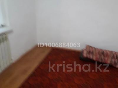 3-комнатная квартира · 120 м², Некрасов за 70 000 〒 в Актобе, мкр. Курмыш