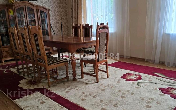 Үйдің бір бөлігі · 5 бөлме · 133 м² · 5 сот., мкр Старый Аэропорт, Б.Жуманиязова 8/2 — На против мейремхана Амалия, бағасы: 70 млн ₸ в Уральске — фото 2