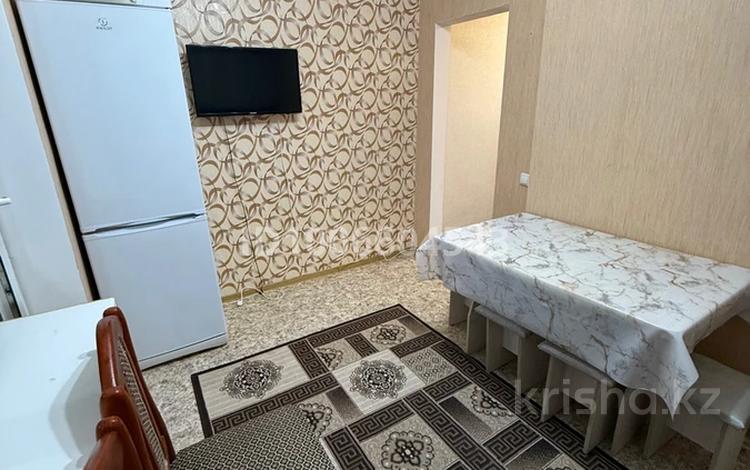 1-комнатная квартира · 44 м² · 3/6 этаж, 4 мкр 66 за 150 000 ₸ в Конаеве — фото 2