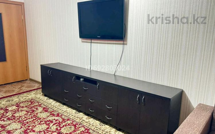 2 комнаты · 47 м² · 8 этаж, мкр Юго-Восток, Строителей 21 за 45 000 ₸ в Караганде, Казыбек би р-н — фото 4