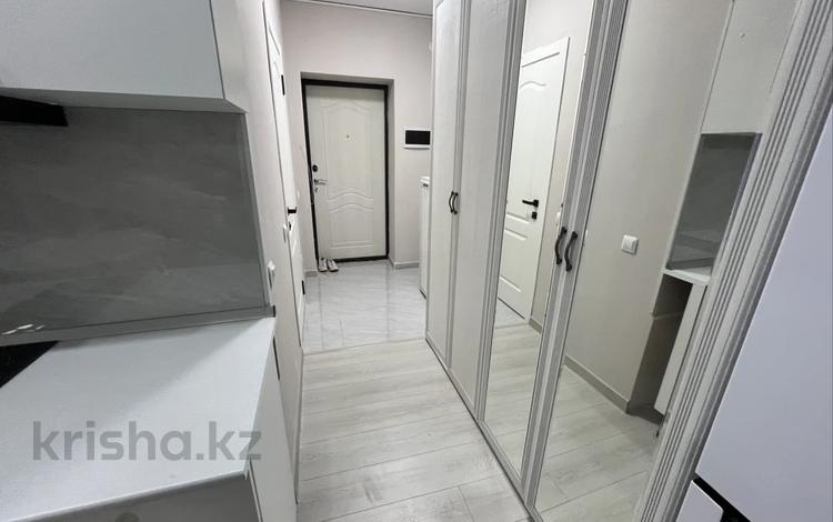 1-комнатная квартира · 31 м² · 2/5 этаж, Аль-Фараби 76 за 220 000 ₸ в Астане, Есильский р-н — фото 2