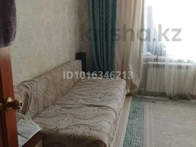 3 бөлме · 11 м² · 2/5 қабат, 2 ш/а., Братья Жубановых 276 — Курметхол, бағасы: 40 000 ₸ в Актобе, мкр 8