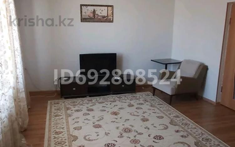 3-бөлмелі пәтер · 96 м² · 9/9 қабат, 33-й мкр 21 — Маңғыстау Арена , Дина Супермаркет , бағасы: 18 млн ₸ в Актау — фото 2