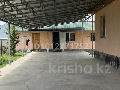 Отдельный дом · 4 комнаты · 102 м² · 8 сот., Каракул батыра 213 за 32 млн ₸ в Жалкамысе